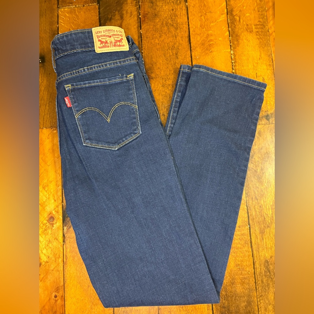 Levi's Women's 712 Midrise Dark Blue Straight Leg Jeans